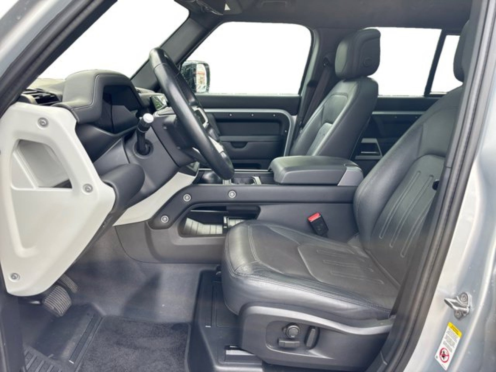 2022 Land Rover Defender XS Edition