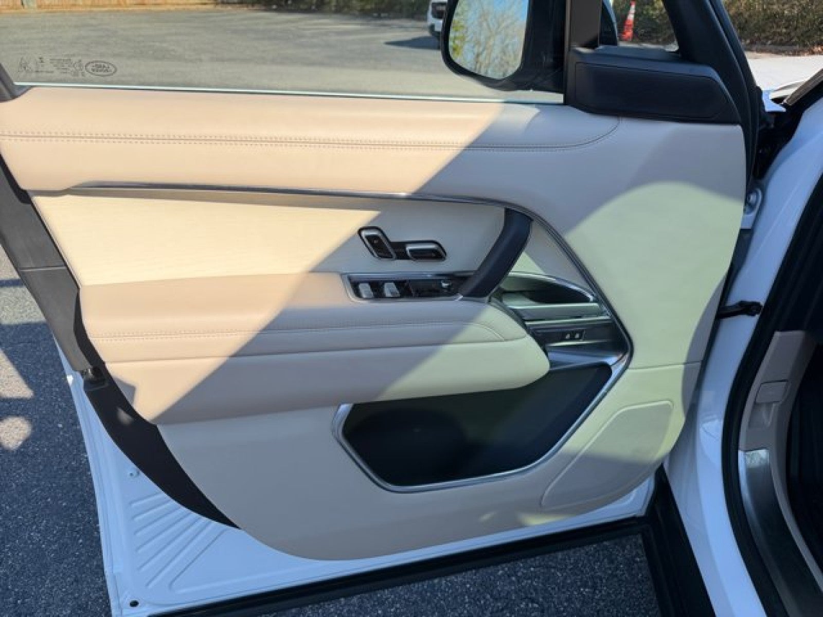 2024 Land Rover Range Rover SE