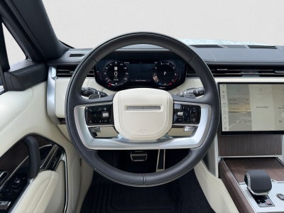 2025 Land Rover Range Rover SE
