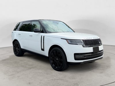 2025 Land Rover Range Rover SE