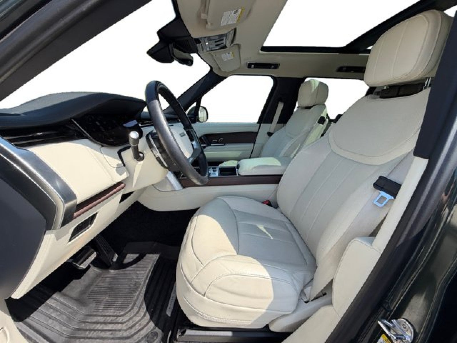 2023 Land Rover Range Rover SE LWB | 7 Seats