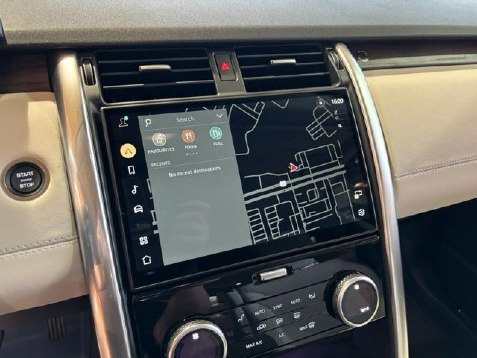 2024 Land Rover Discovery S