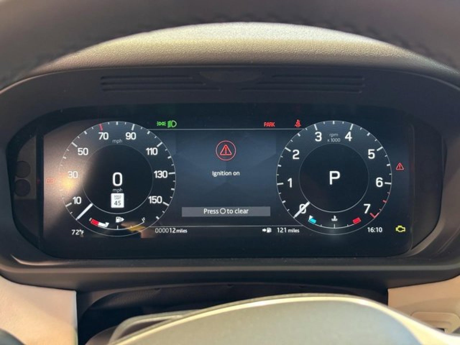 2024 Land Rover Discovery S