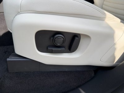 2024 Land Rover Discovery S