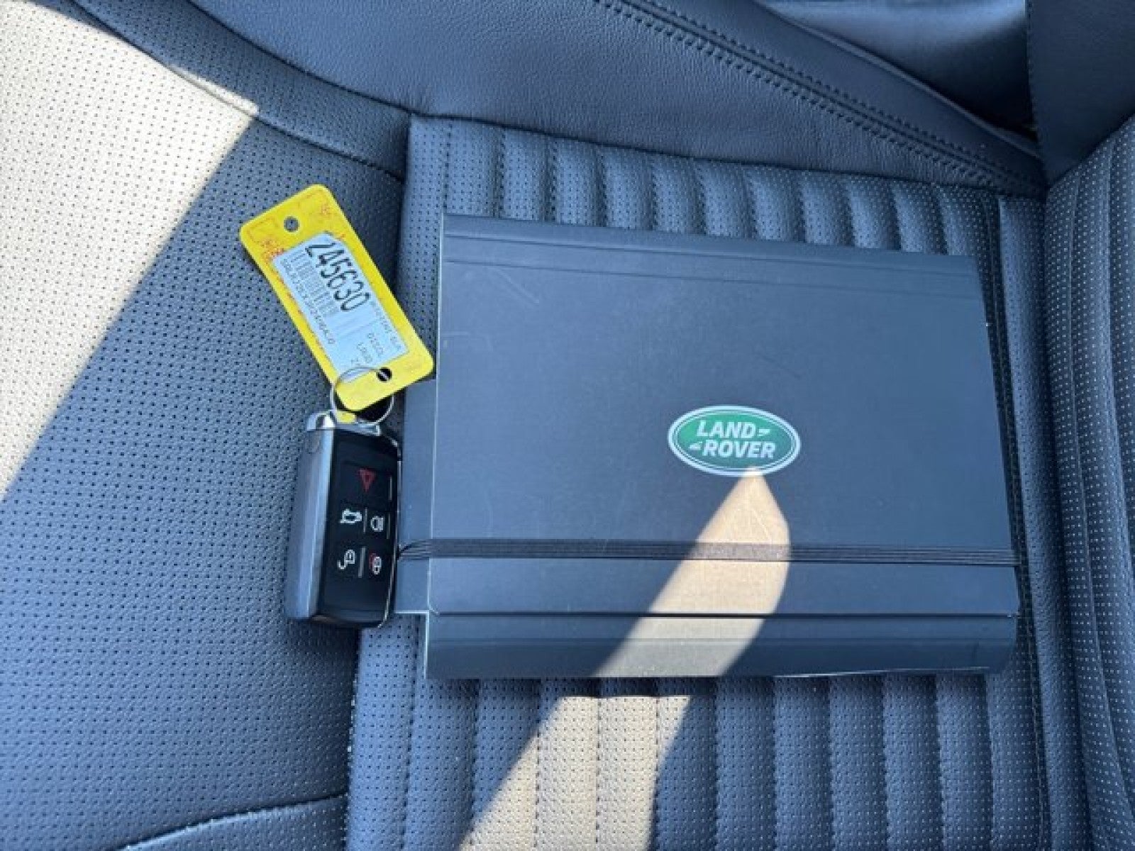 2024 Land Rover Discovery S