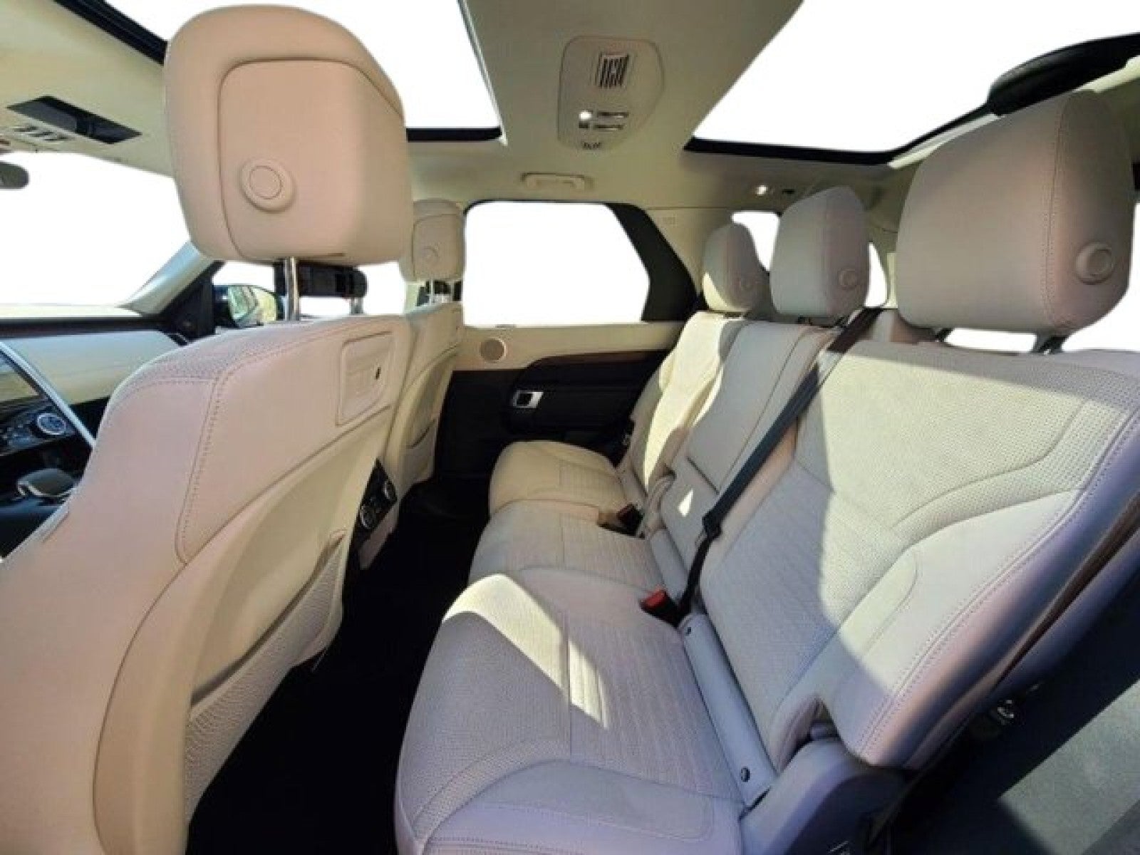 2024 Land Rover Discovery S