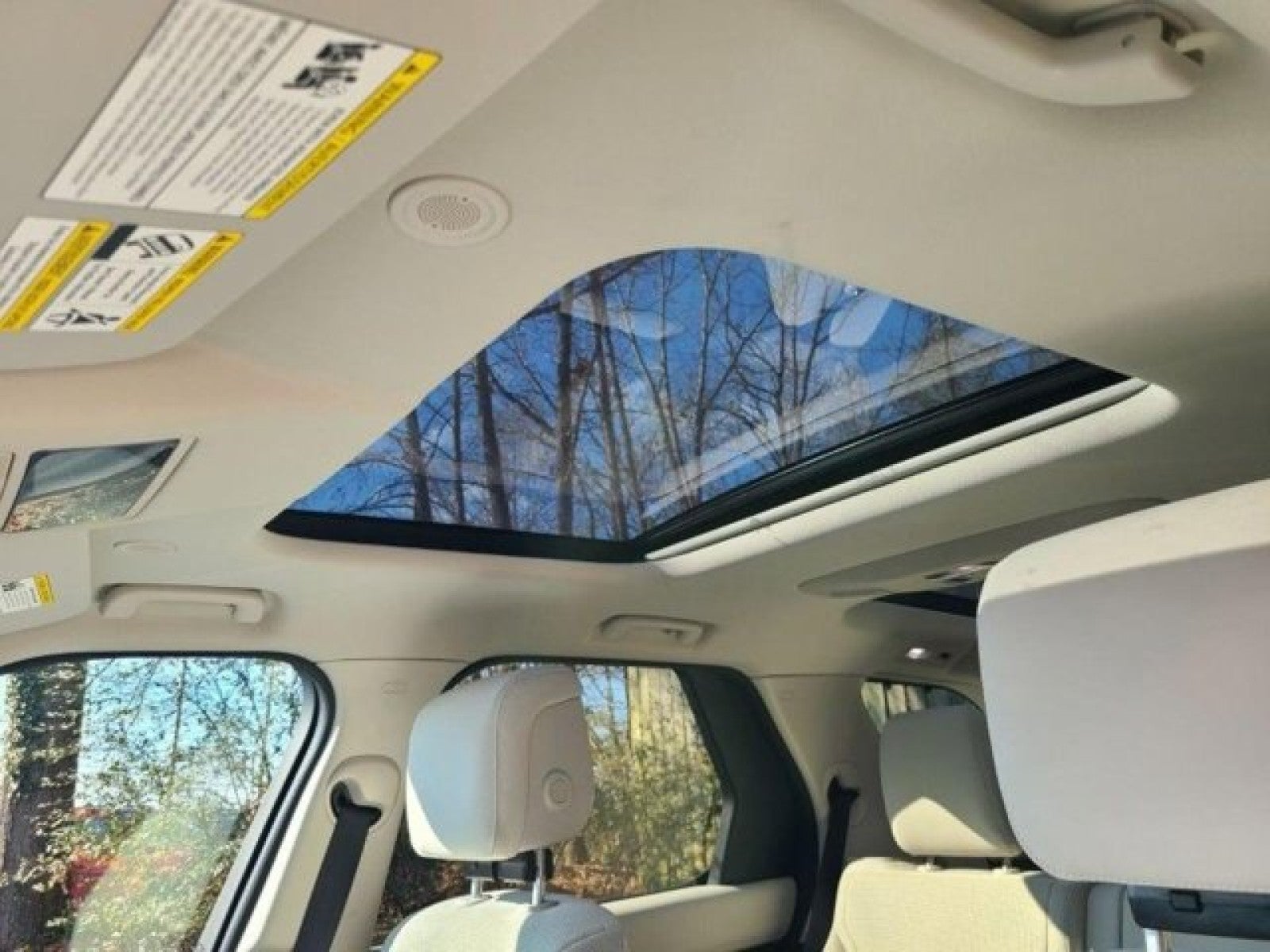 2024 Land Rover Discovery S