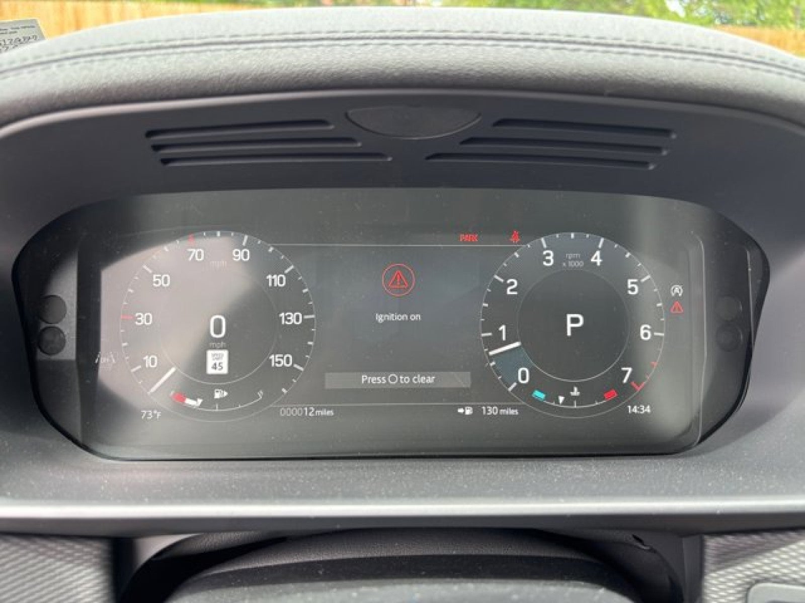 2025 Land Rover Discovery Dynamic SE