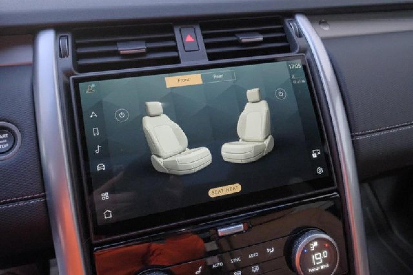 2025 Land Rover Discovery Dynamic SE