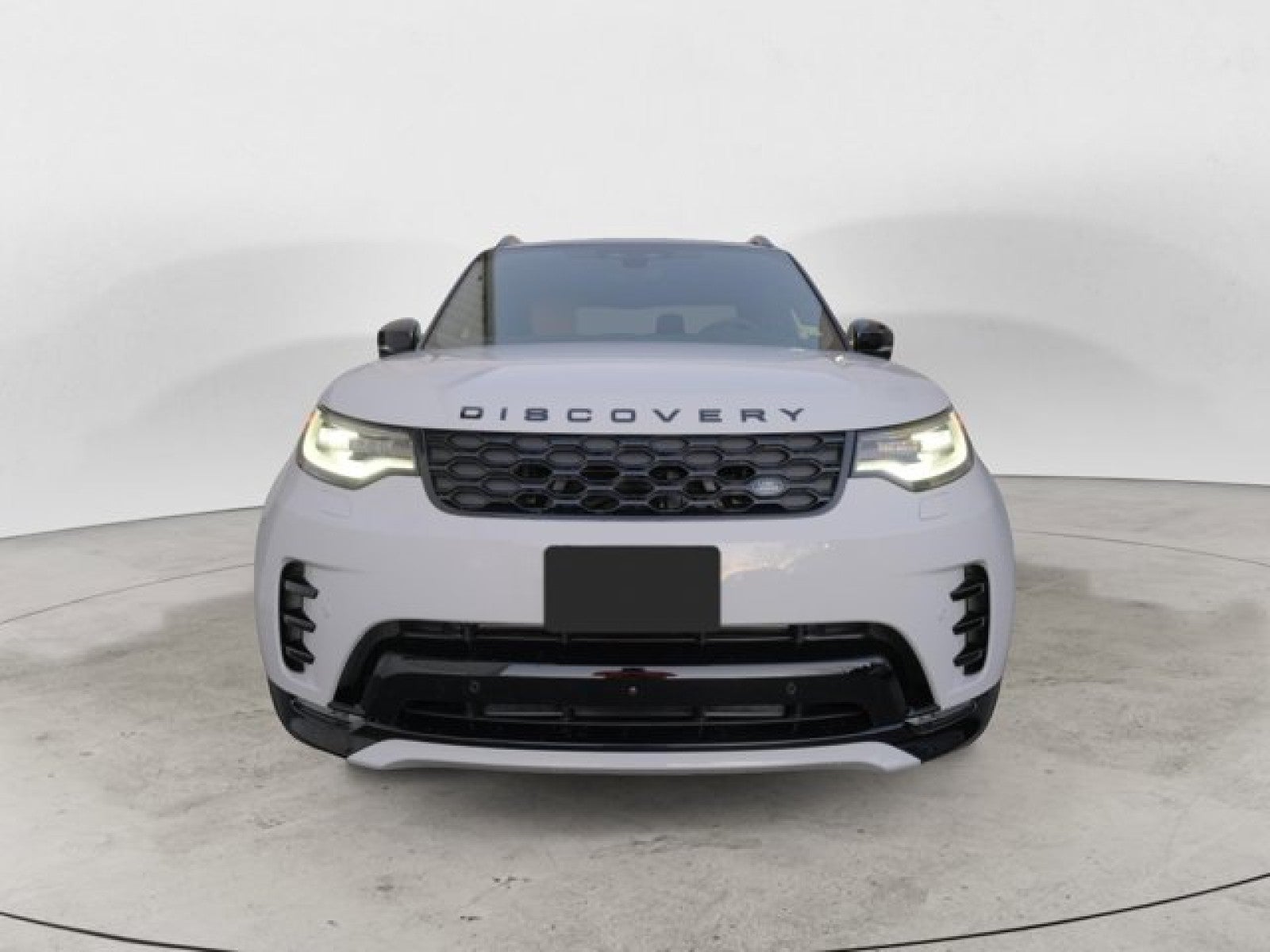 2025 Land Rover Discovery Dynamic SE