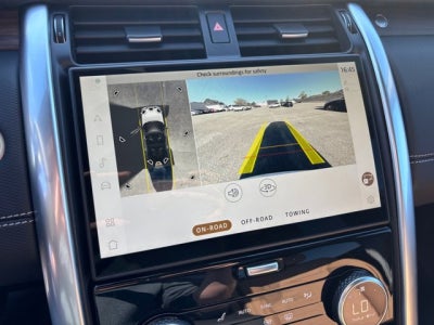 2025 Land Rover Discovery Dynamic SE