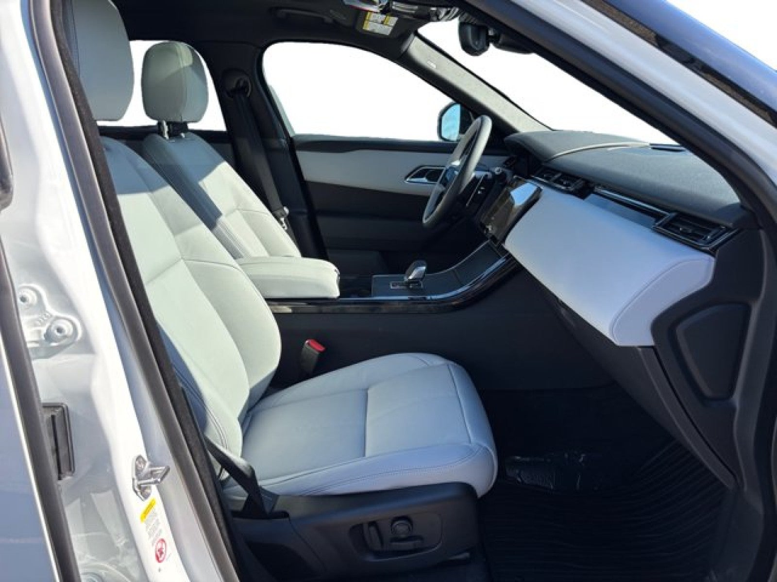 2026 Land Rover Range Rover Velar S