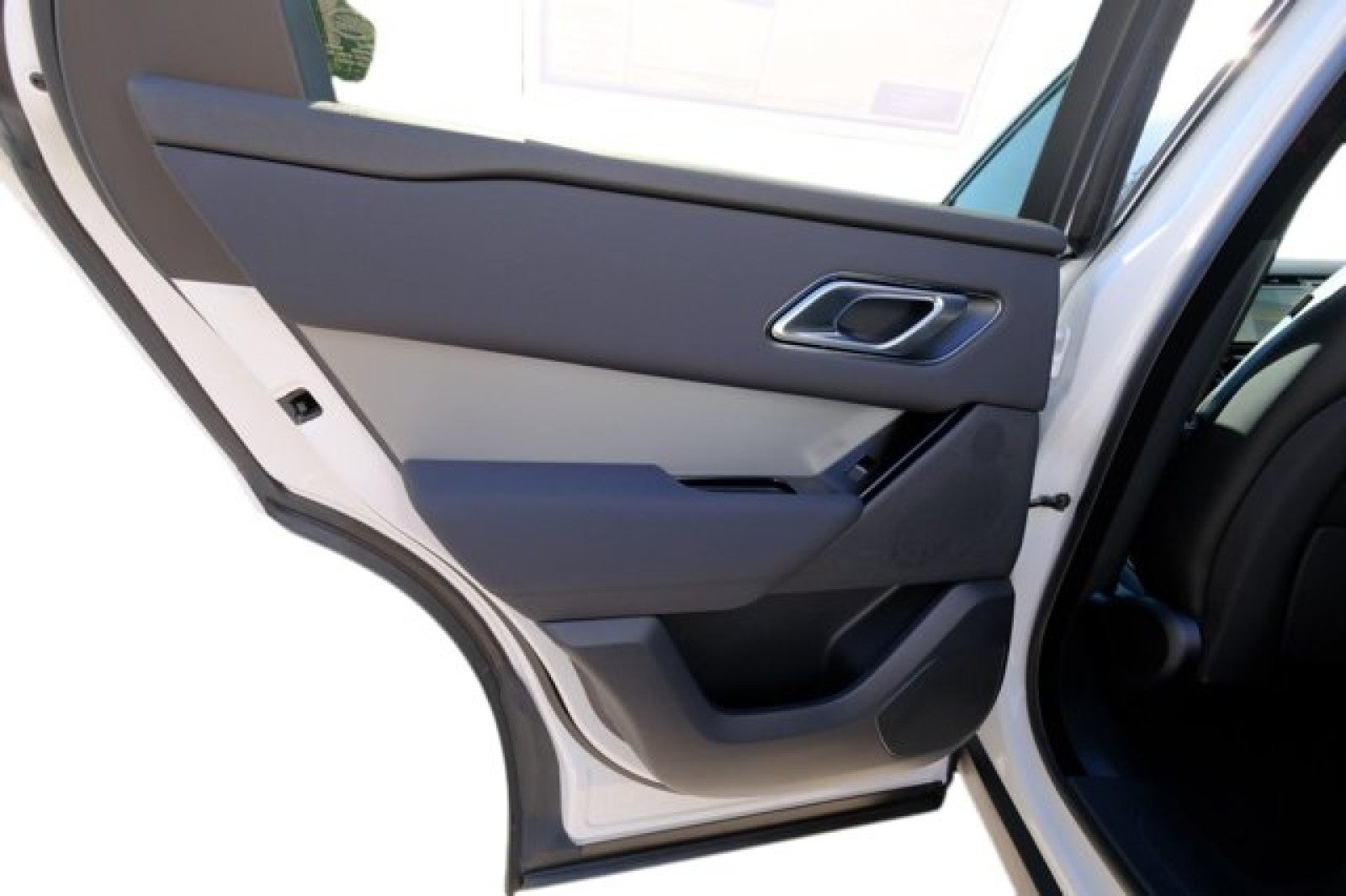 2025 Land Rover Range Rover Velar S