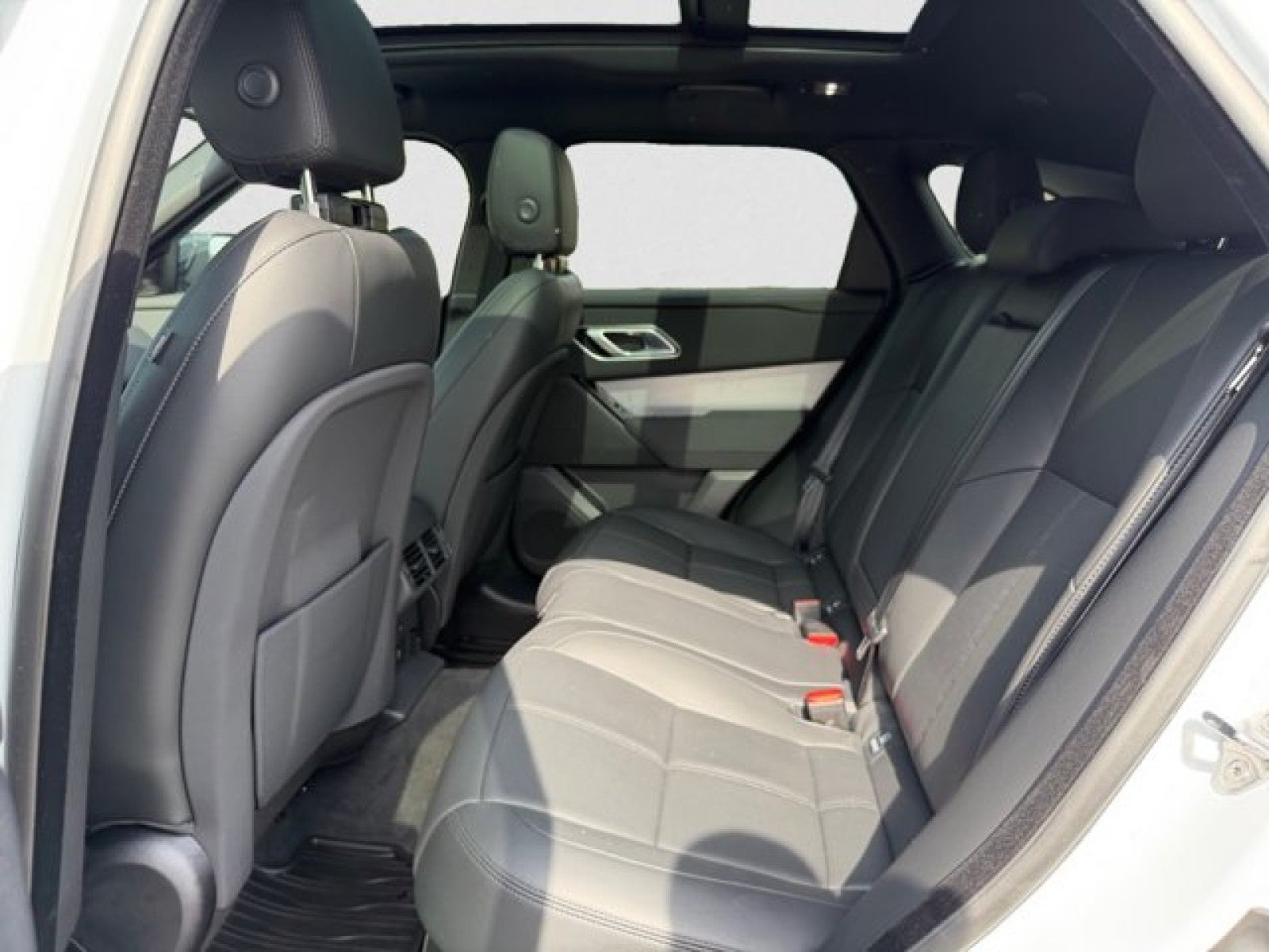 2025 Land Rover Range Rover Velar S