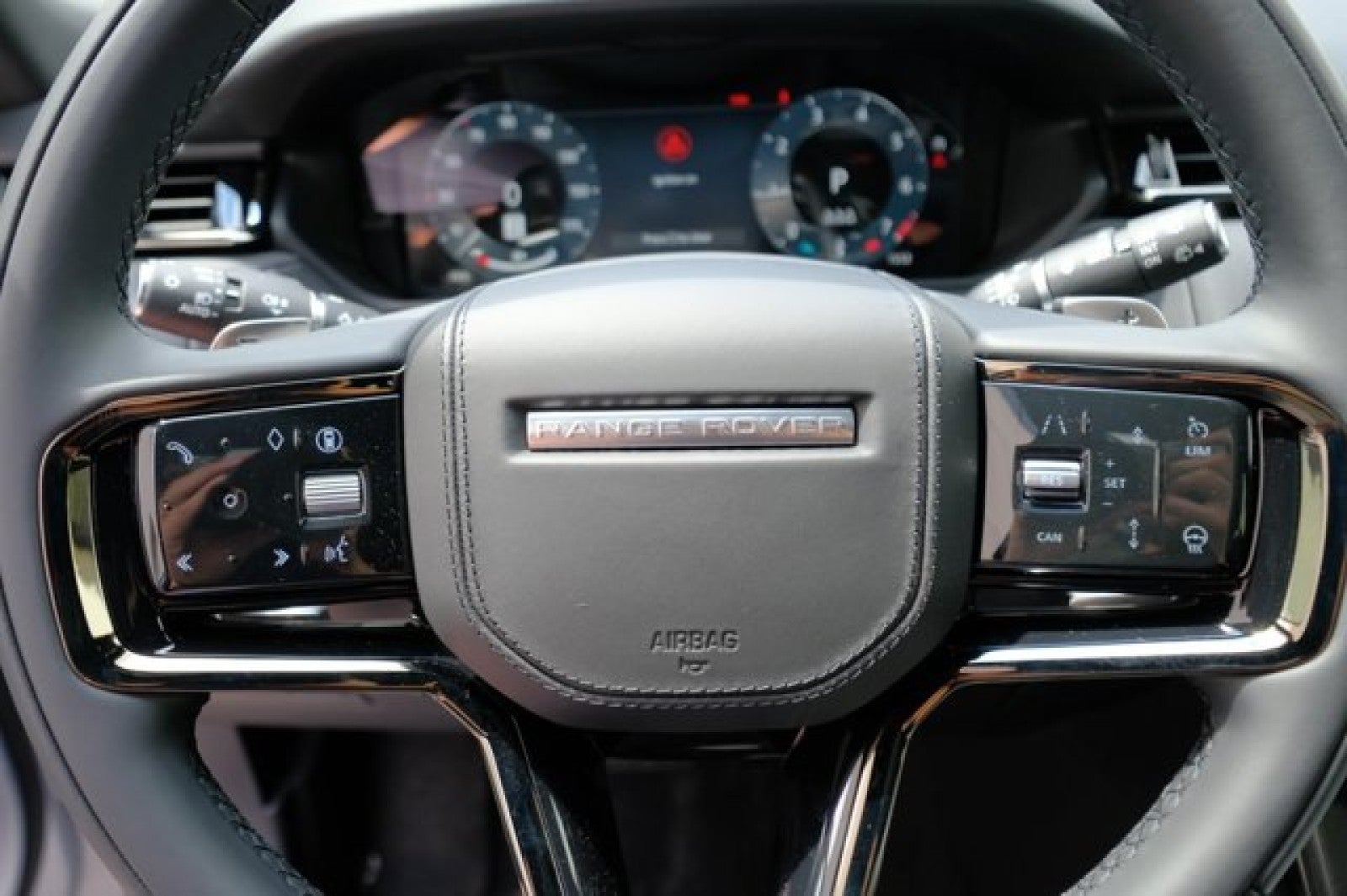 2025 Land Rover Range Rover Velar S