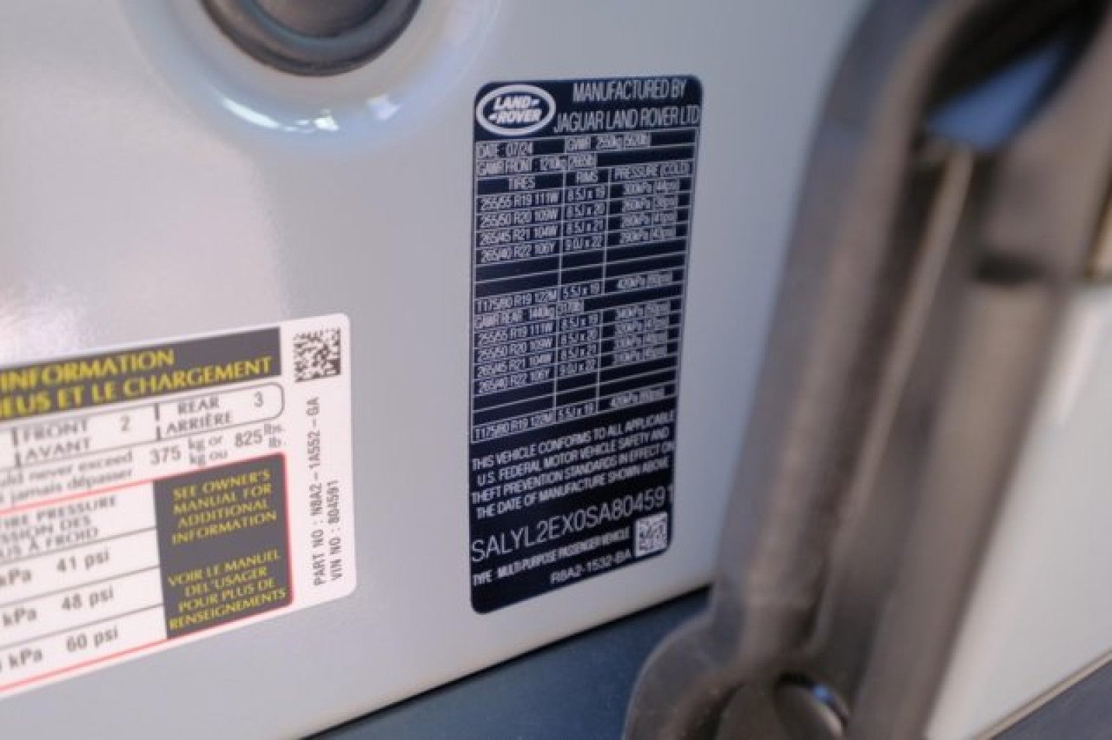 2025 Land Rover Range Rover Velar Dynamic SE