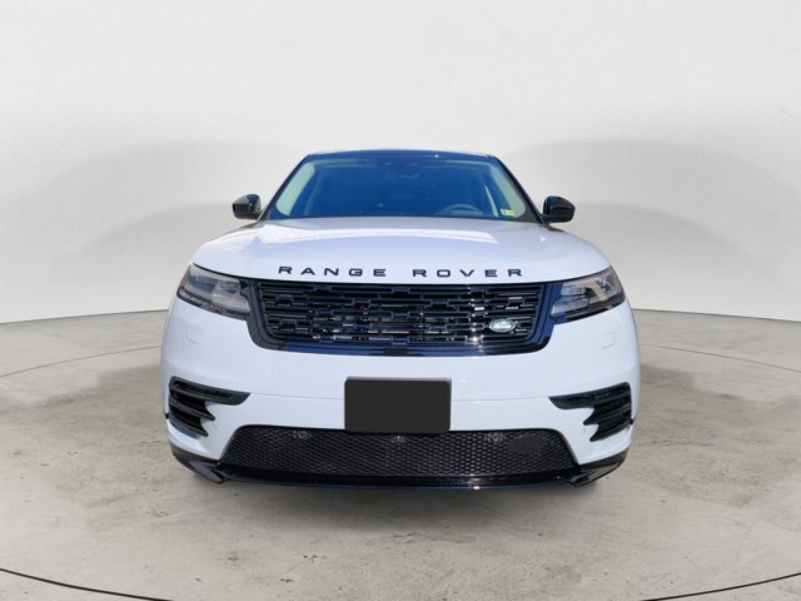 2025 Land Rover Range Rover Velar Dynamic SE