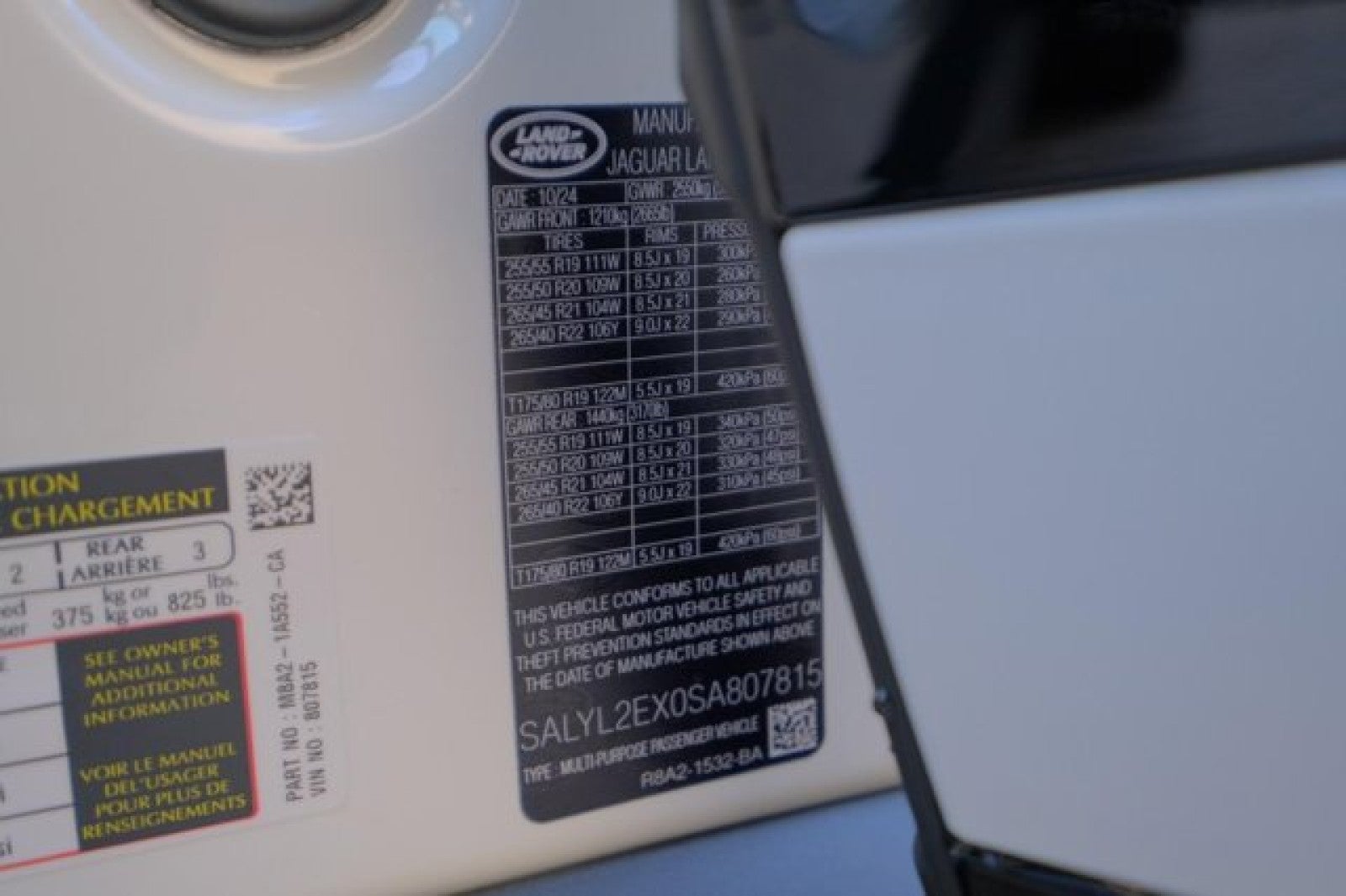 2025 Land Rover Range Rover Velar Dynamic SE