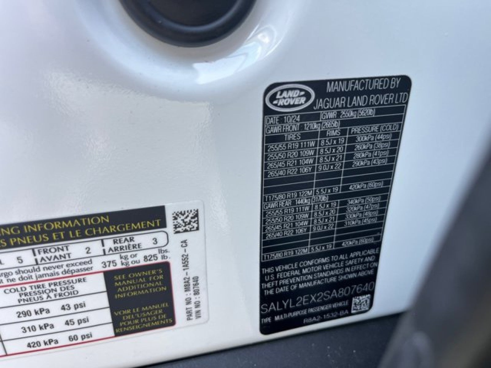 2025 Land Rover Range Rover Velar Dynamic SE