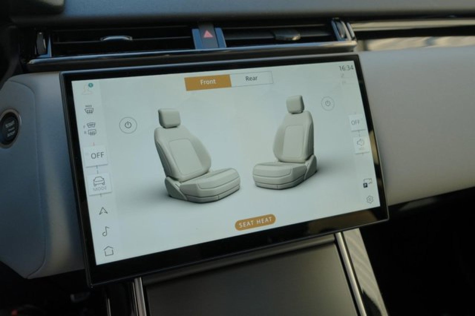 2025 Land Rover Range Rover Velar Dynamic SE