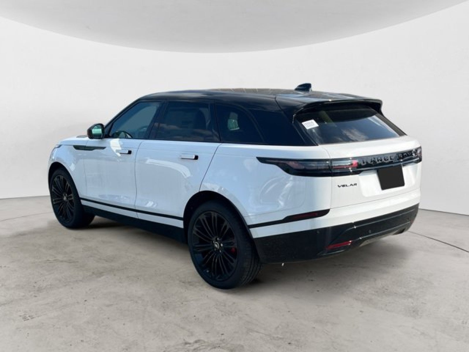 2025 Land Rover Range Rover Velar Dynamic SE