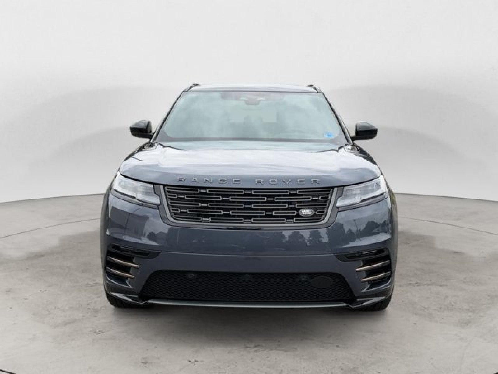 2024 Land Rover Range Rover Velar Dynamic SE
