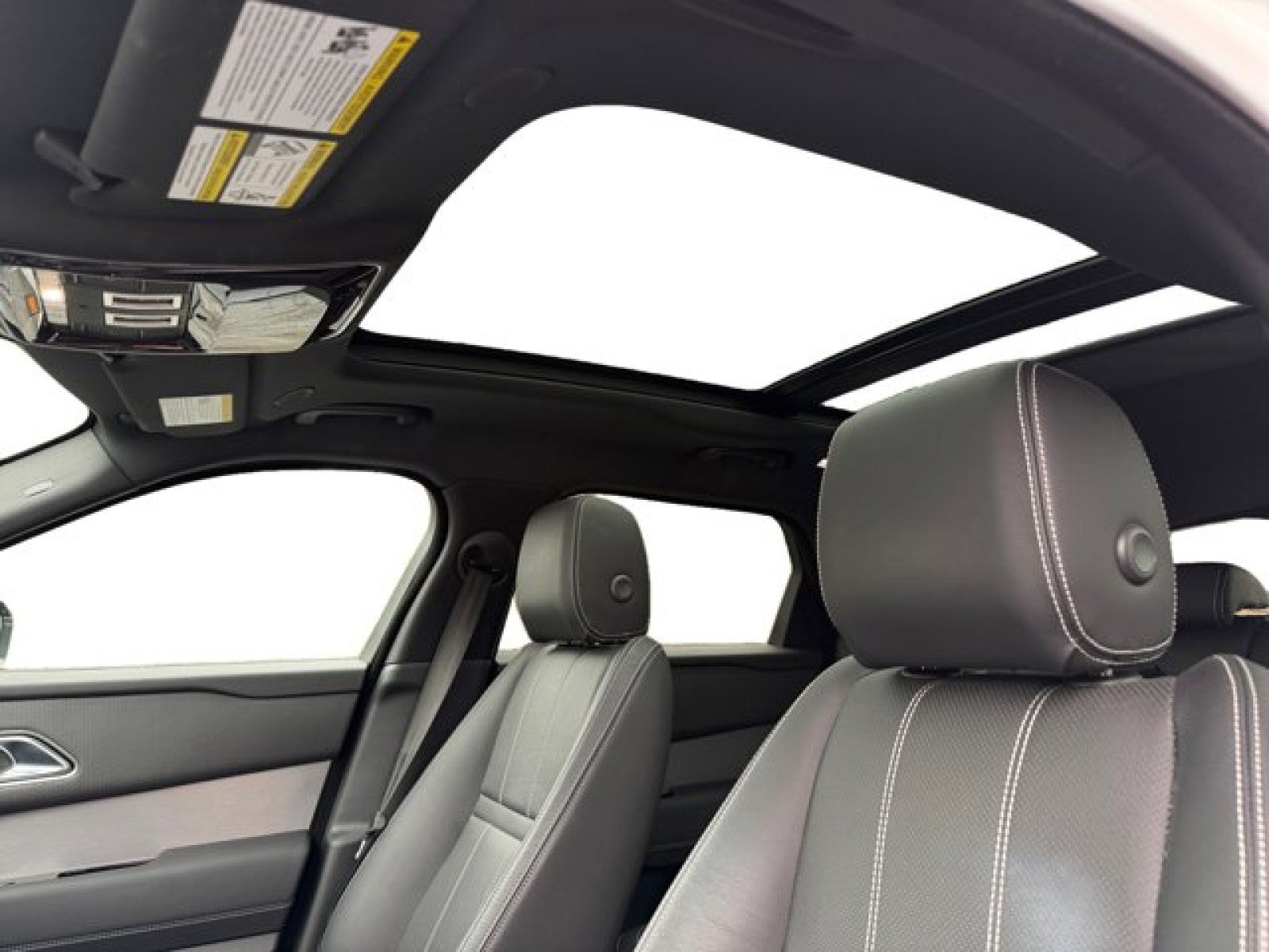 2023 Land Rover Range Rover Velar R-Dynamic S